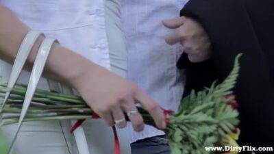 Hot Romantic Sex With Alluring Cougar With Big Tits - upornia.com