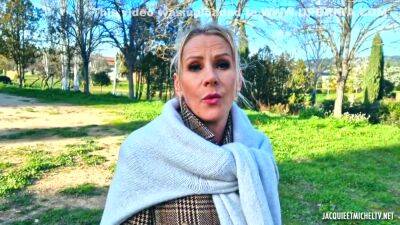 Victoria, 47, Executive Assistant In Paris - upornia.com - France