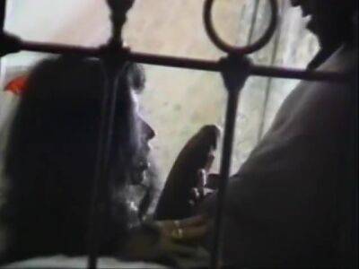 8 - Episode 4 - upornia.com