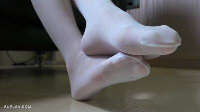 Appearance Hibiki 21 Years Old Full Body Licking Service Of A Chubby Maid. Rolling Up With A Super Big Cock Raw Fu K As A Reward! Mass Facial Cum Shot! ! - hotmovs.com - Japan