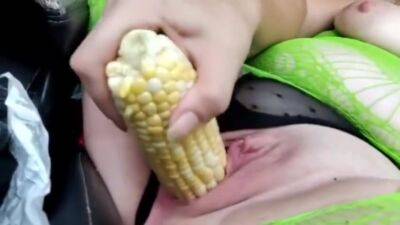 Corn Hole - upornia.com