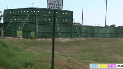 Brooke Skye - With Tight Pussy And Fingering On Car - upornia.com