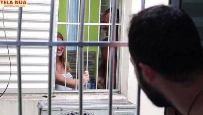 Making a pass at the neighbor's Wife SHE liked she even called her husband I think someone will take the horn! - veryfreeporn.com