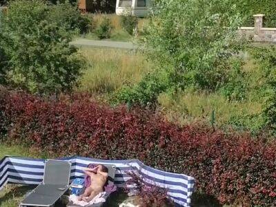 Publicznie Nago Wakacje - upornia.com