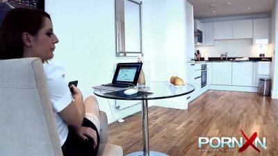 Fisting A Superstar - upornia.com