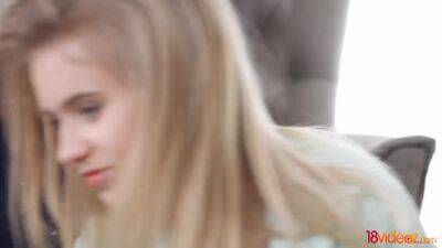 18videoz - Lightfairy - Petite teen backdoor debut - hotmovs.com