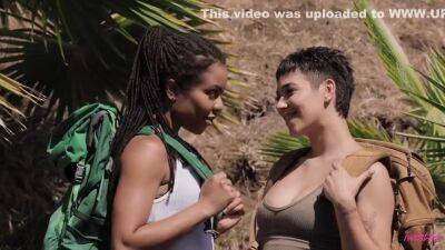 Happy Campers Go Lesbian - upornia.com