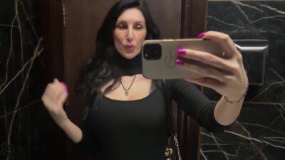 Fucked In The Toilet - upornia.com