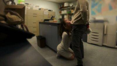 Caught Boss Fucking Secretary In Copy Room At Office Christmas Party - videomanysex.com