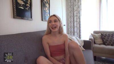 Chanel Loves Dick With Chanel Shortcake - upornia.com