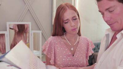 Holly Molly In Redhead Chick Gave Her Best Friend A Cap To Lick - hotmovs.com