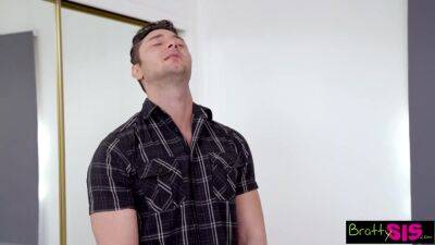 Kiara Cole - Kiara Cole - I Really Like Pissing Off My Stepbro Confesses - upornia.com