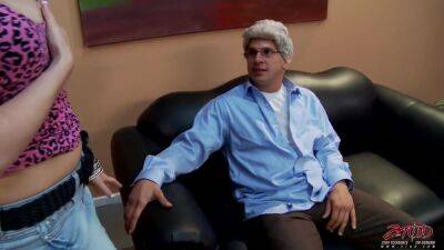 Courtney Cummz - Backstage Of The Official Jerry - Courtney Cummz - upornia.com