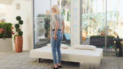 Carrie Full Hd - Streamhub.to - upornia.com