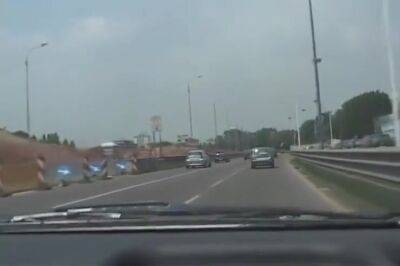 Coppia Si Diverte In Macchina 19 Min - upornia.com