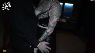 Cat Coxx - Auf Der Party !!endlich Wieder Nen 20 Jghrigen Jungschwanz - upornia.com