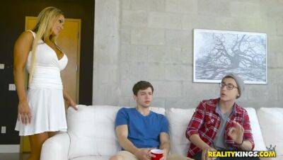 RealityKings - Banging Hot Milf - veryfreeporn.com