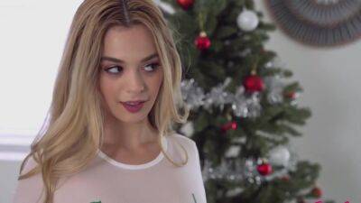 Group Holiday Sex With A Lustful Mother Under The Tree With Pristine Edge, Ryan Driller And Molly Little - hotmovs.com