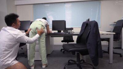 KD2305-I Molested And Fucked An Aunt Who Was Cleaning In The Office Early In The Morning - txxx.com