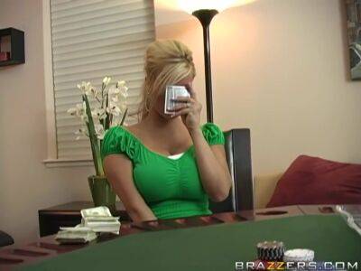 Keiran Goes - upornia.com