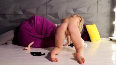 Misty Phoenix - upornia.com