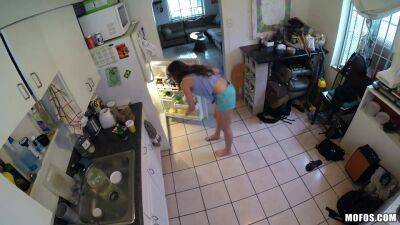 Spying On A Snooping Whore 1 - upornia.com