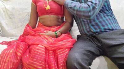 Saree Pahani Huyi Bhabhi Ko Dekalhar Raha Nahi Gaya Aur Bhabhi Ko Chod Diya - hotmovs.com - India