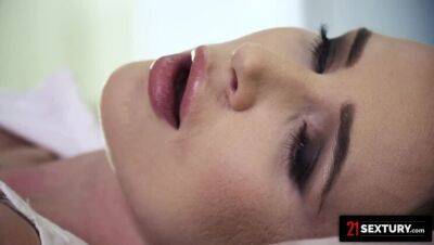 Girl comes home early for the Ass-fucking - porntry.com