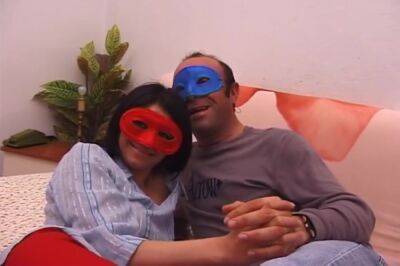 Mascherine E Tanto Amore Da Dietro! - upornia.com