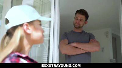 Alexa Flexy - Tiny Nailed By Her Huge Employer With Alexa Flexy - hotmovs.com