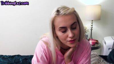 Tattooed Lesbian Fucks Screaming Blonde - upornia.com