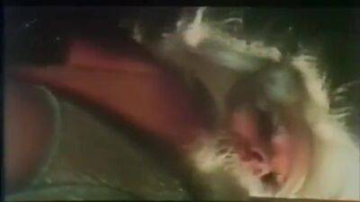 Abigail Clayton And Joey Silvera - Hot Cookies (1977) - hotmovs.com - Usa