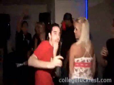 Coed teen fucking dick in frat house - hotmovs.com