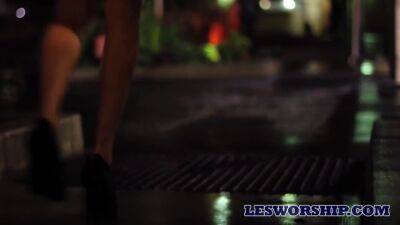 Businesswoman Goes Straight To Lesbian Sex - txxx.com