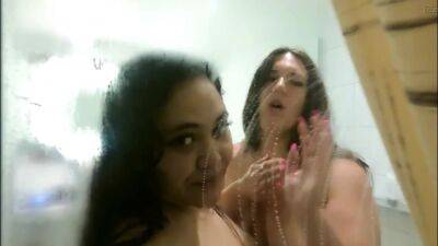 These are BBWs not them nasty ass 400 pounders - txxx.com