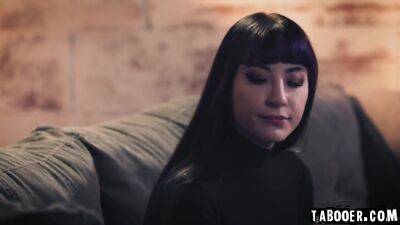 Charlie And Mia Fucked To Pretend As Couple - upornia.com