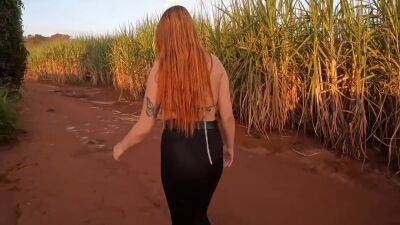 Alice - Aprontando No Meio Da Rua - Alice Ariel 5 Min - upornia.com - Brazil