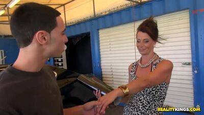 Shameless Housewife Hardcore Sex Clip - upornia.com