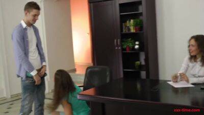 Tasty Cum Sharing Anna Parshukova & Michelle Denisova - upornia.com