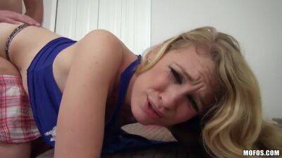 Tight Squeeze - Alis 2 - Lets Try Ass Fucking - upornia.com