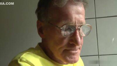 Oldman Fuck Girl In The Kitchen - Denise Sky - upornia.com