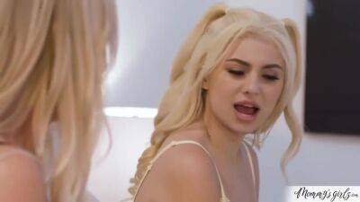 Aria Banks - Aria Banks In Enjoys Tribbing With Stepmom - upornia.com