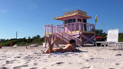 Beach Hidden Cams Matures - voyeurhit.com