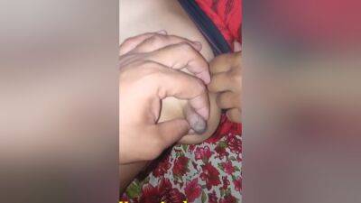 Husband Play With His Wife Boobs - desi-porntube.com