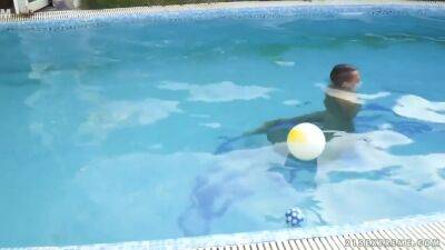 Nanney Wheres My Trunk - upornia.com