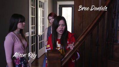 The Bully ep.4 - hotmovs.com