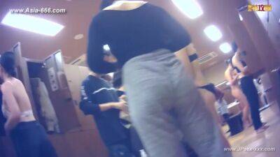 japanese public bathroom changeroom.88 - hotmovs.com - Japan