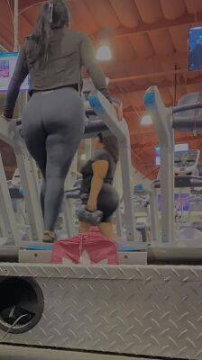 Spy Cam - Latina gym candid ass - voyeurhit.com
