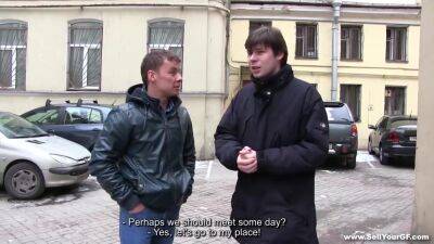 Catching Up With An Old Friend - hotmovs.com