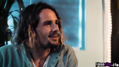 Stud Fucks Fixie Lynns Tight Pussy And Fills Her Up - upornia.com